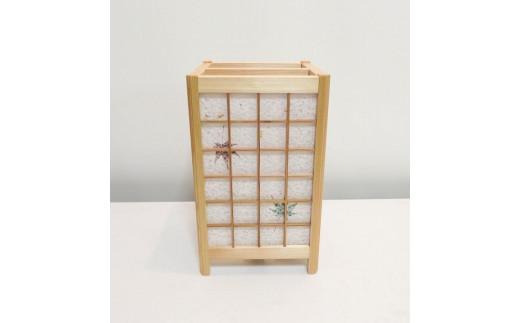 角行灯「匠」 Mサイズ 手漉き和紙(美光紙)紅葉入り 格子組子