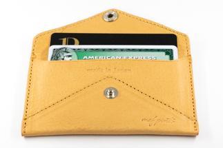 maf pinto 薄型名刺入れ レザーカードケース ナチュラル シュリンク