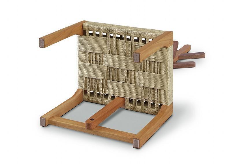 ＜マニフ＞玄関にもなじむコートハンガー450N：わら（キナリ）