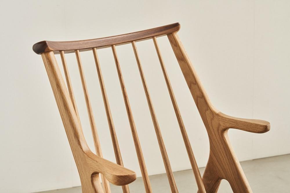 ダイニングチェア　OTTE　オーク　ウォールナット　無垢　板座　大川市　辻製作所