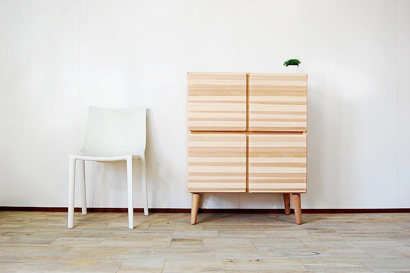 【撫でたくなる国産杉のすべすべキャビネット】NADE4マスキャビネット 国産杉