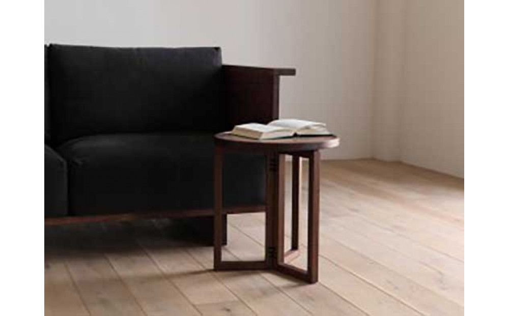 SPAGO Circle Table 042 High oak