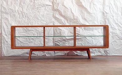 【Canvas TVボード　ブラックチェリー材】バランスの良い形とシンプルさが飾る物を引き立たせるおしゃれなローボード＜ブラックチェリー材ツキ板　オイルフィニッシュ＞