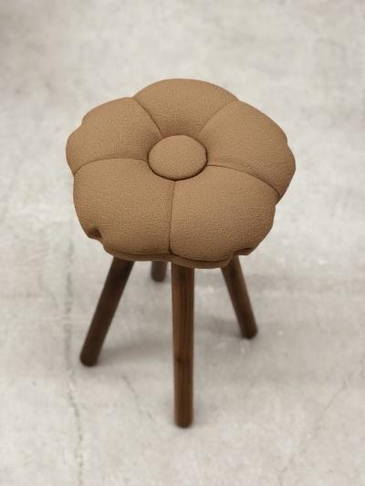 monaca stool：sakura（モナカスツール 桜／モナカ色）