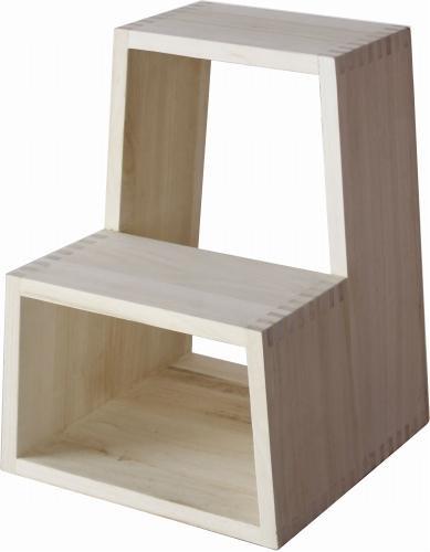 【PRIMO ステップスツール キハク】★約1.6kgの軽さと腕利きの職人でも至難の技である角度の付いたロッキング組を用いて丈夫さを兼ね備えたスツール 紫外線に強く色褪せにくいセラウッド塗装仕上