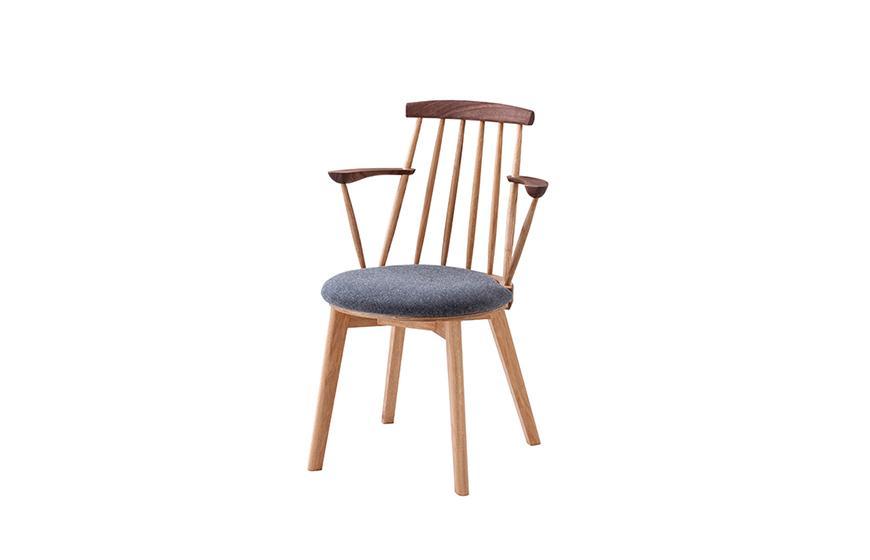 【BENCA】JASMINE ダイニングチェア H arm（オーク×ウォールナット）