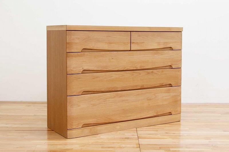 チェスト タンス 幅118 4段 奥行44 ナチュラル色 アルダー材 木製 桐たんす 箪笥 婚礼 衣類収納 完成品 大川家具 丸田木工 サーフ