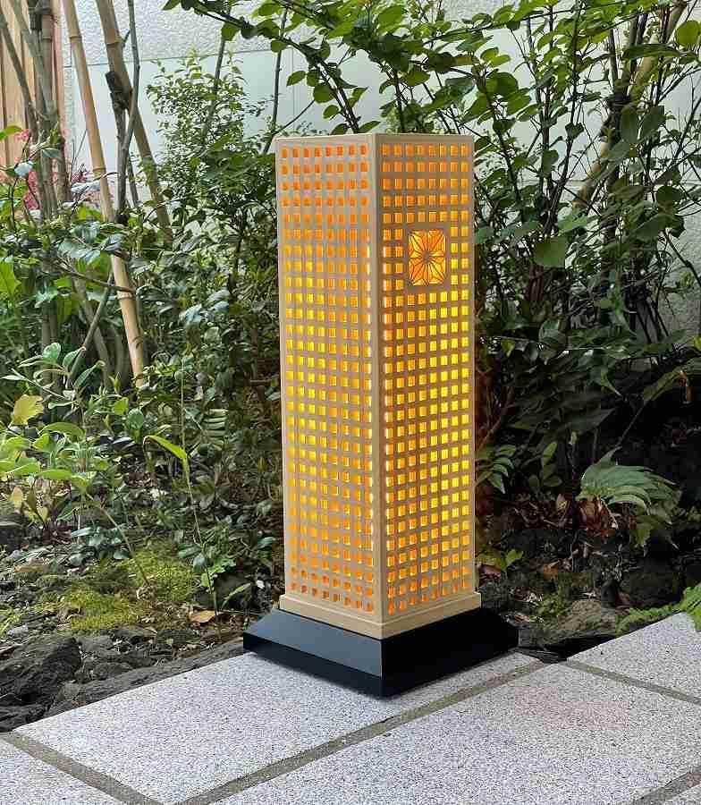 屋外用組子行灯　スリム