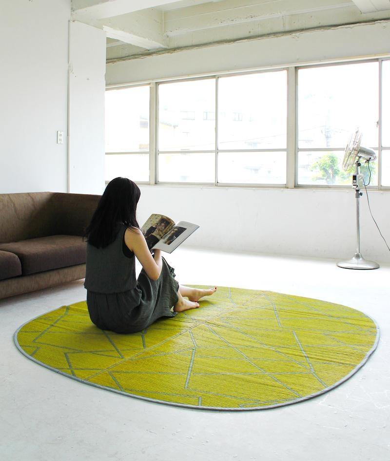 OTO い草ラグ(L)190×190cm【ZIG-ZAG YE】