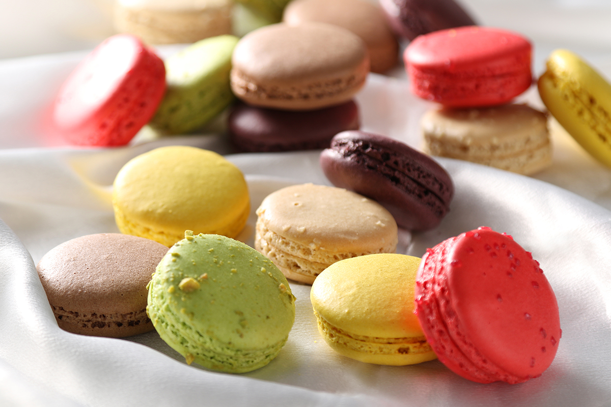 BA-017_色とりどりマカロン18個（6種×3個ずつ）+1個【洋菓子工房クリクリ】