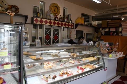 AI-161 ケーキ屋ＳＵＮのクッキーシュークリーム６個