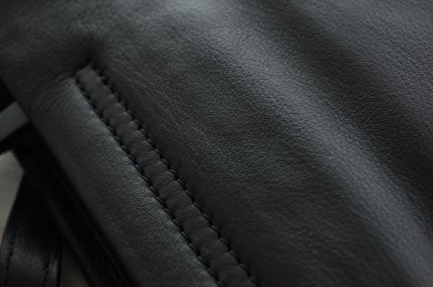 BE-014　大人のサコッシュ 2wayレザーショルダーバッグ Square/L 大きいサイズ（ブラック）