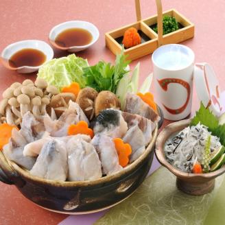 とらふぐちり鍋〆はマルゴめん 2～3人前【001-0450】