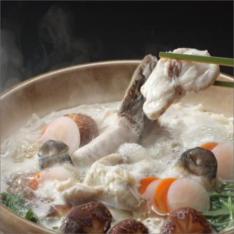 【3回定期便】とらふぐフルコース【刺身菊盛・ちり鍋】〆はマルゴめん(中間市新名物米粉麺)九州の味を堪能 豪華2人前【001-0454】