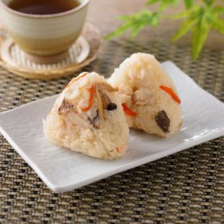 玄海の極上天然鯛めしセット[鯛の切身、だし汁、鯛茶漬け用だし]【010-0001】