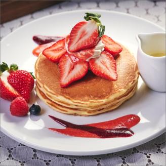 フルーツソムリエが作った福岡産濃厚あまおうフルーツソース280g×4袋【011-0038】