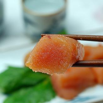 宮近　無着色辛子明太子1kg　化粧箱・包装紙付　遠賀魚市場筆頭仲買人厳選の味　1本物めんたいこ【001-0013】