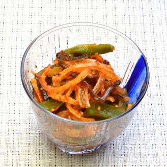 とらふぐ皮キムチ珍味 中間市老舗辻鮮魚店【001-0097】