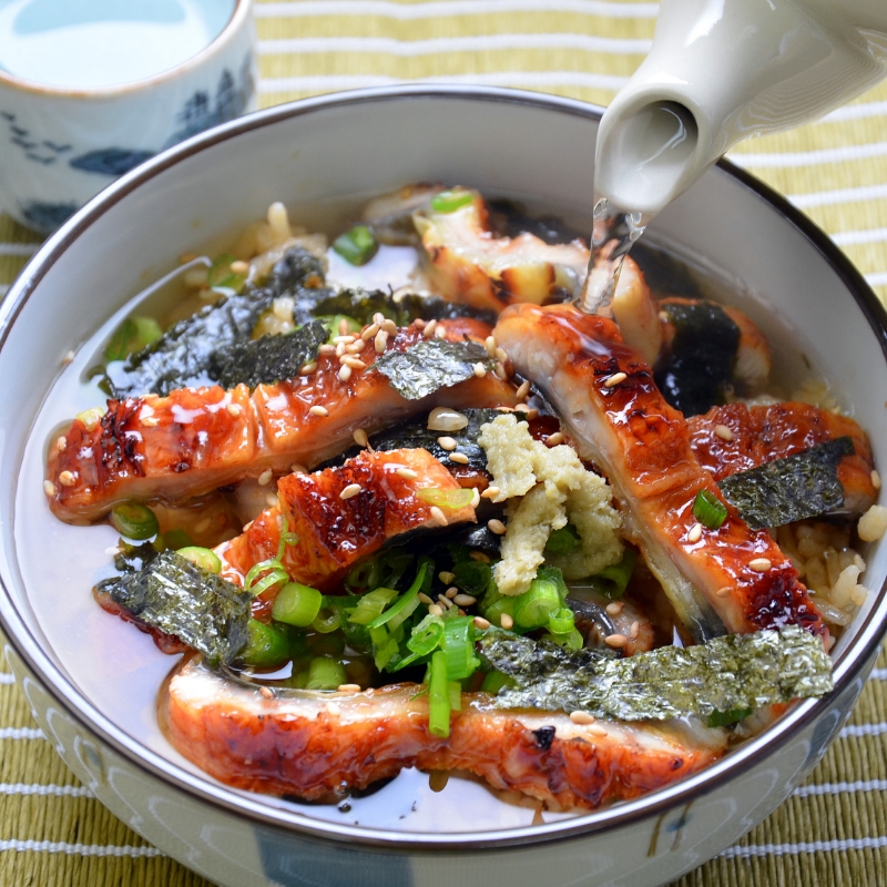 九州産うなぎ蒲焼1尾秘伝つゆだくタレ付【001-0308】