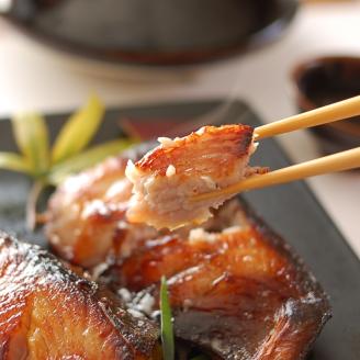 【3回定期便】中間市老舗マル五 辻鮮魚店 おいしい味噌漬けセット(さわら・ぶり・ふぐ)【001-0391】