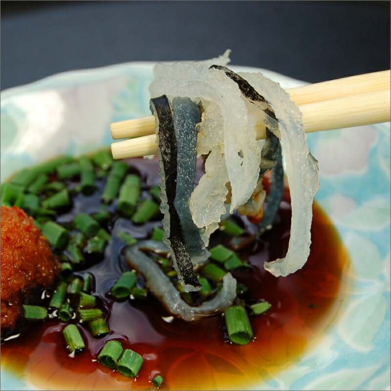 とらふぐフルコース(刺身菊盛・ちり鍋)〆はマルゴめん 中間産米粉麺付　たっぷり豪華2人前【001-0452】