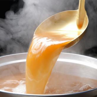 博多若杉牛もつ鍋セット8～10人前(醤油味) 【024-0028】