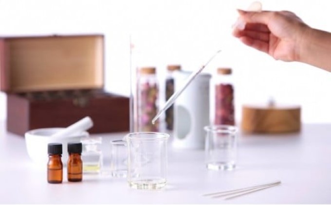 スプレーホルダー マロウブルー オリジナル スプレーボトルホルダー 2個 セット (ゴールド＆シルバー) 雑貨 日用品