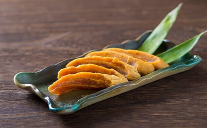 漬け物 無添加 特製 大根 酒粕漬け 樽詰め 約1.5kg (約200g×7～8枚) 酒蔵の酒粕漬け 酒粕付 化粧箱入 冬季限定 大正の創業より100年 老舗 森山酒造