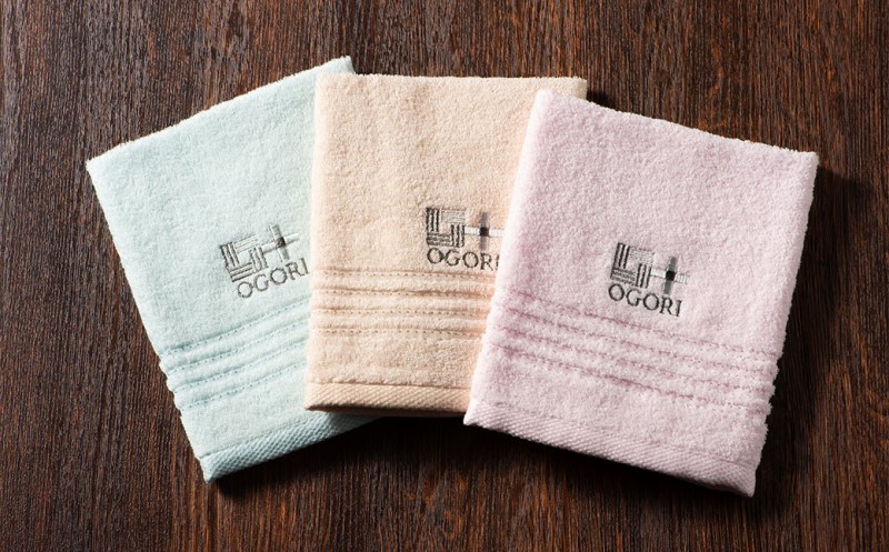 辛子明太子 500g 叶タオル付き 頑張れ 小郡市 さかえや 明太子 めんたいこ ギフト 贈答用仕立て 応援 ハンドタオル付 日用品 雑貨 魚卵 さかえや