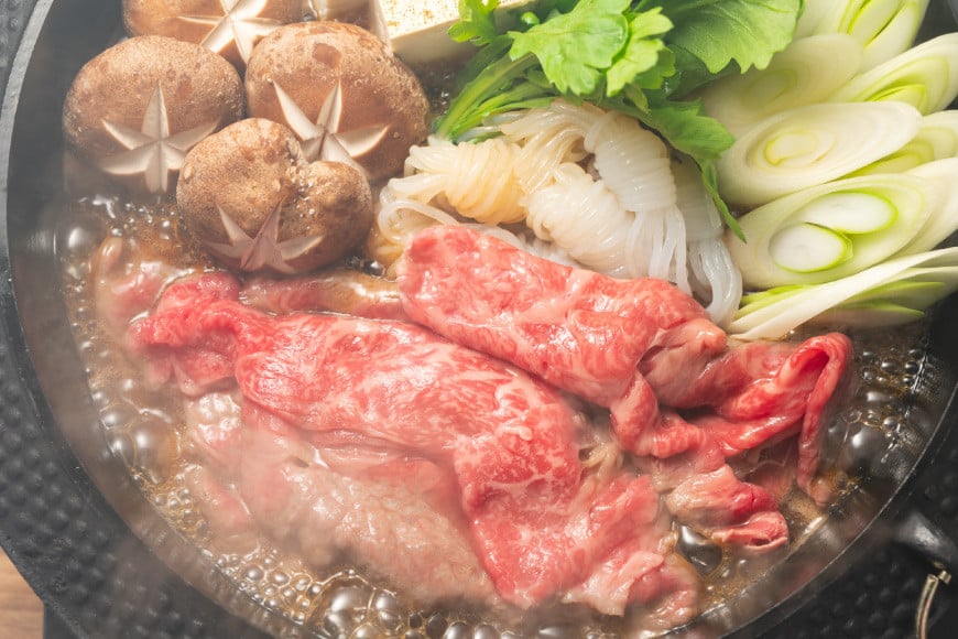 訳あり 博多和牛 しゃぶすき 部位おまかせ 500g ＆ あまおう 800g セット / MEAT PLUS / 福岡県 筑紫野市 [21760384] 肉 牛肉 黒毛和牛 しゃぶしゃぶ すき焼き