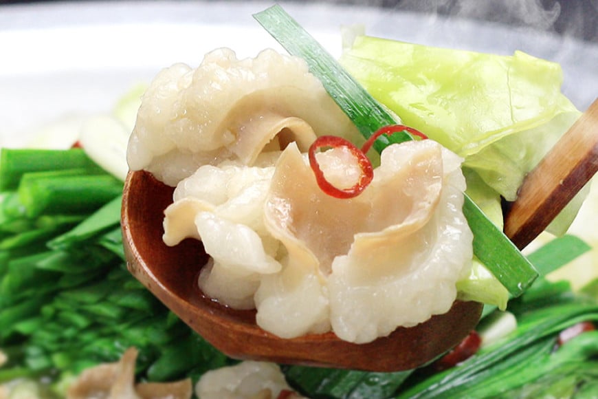 博多もつ鍋 セット (九州醤油仕立て) 4～6人前 [ベネフィス 福岡県 筑紫野市 21761408] 鍋 もつ鍋 モツ鍋 もつ モツ 醤油 しょうゆ 博多 福岡 国産 国産牛 本場 ホルモン 冷凍