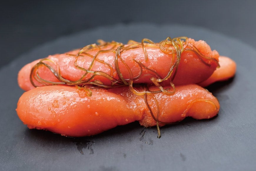 【贈答にも◎】辛子めんたい昆布漬 300g《木箱入り》＜博多料亭 満佐＞【福岡県筑紫野市】