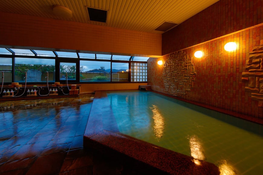 二日市温泉「大観荘」の１泊２食付きペア宿泊券 [大観荘 福岡県 筑紫野市 100003] 温泉 宿泊 旅館 旅行 二日市 福岡 筑紫野 ペア 食事 お食事 宿 チケット 宿泊券