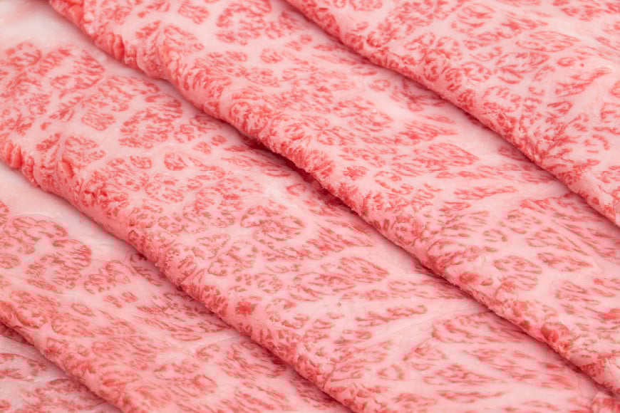 博多和牛 A4以上 すき焼きセット 500g [MEAT PLUS 福岡県 筑紫野市 21761003] 肉 牛肉 和牛 黒毛和牛 すき焼き 冷凍