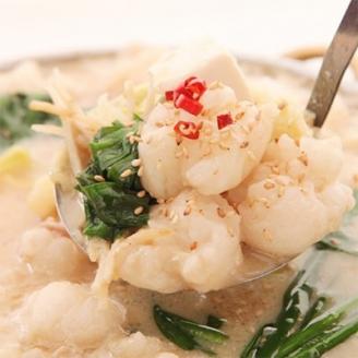 【もつ鍋一藤】国産黒毛和牛肉のもつ鍋味噌(2～3人前)【配送不可地域：離島】