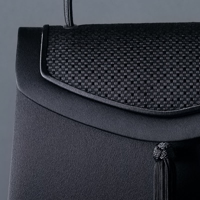 【博多織】タッセル付き・大き目サイズのフォーマルバッグ