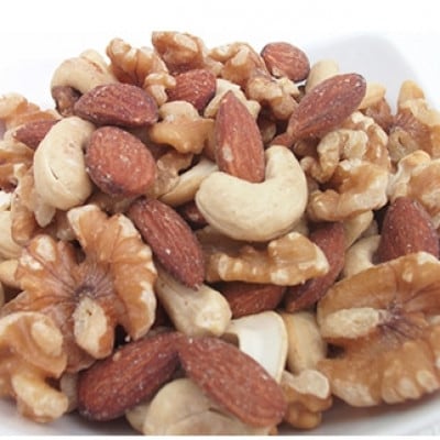 【毎月定期便】天然熟成天日塩 ミックスナッツ 800g(800g×1袋)(大野城市)全3回