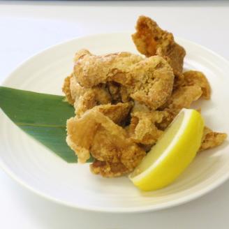 むなかた鶏 とり皮チップス（手羽先味）【道の駅むなかた】_KA0713