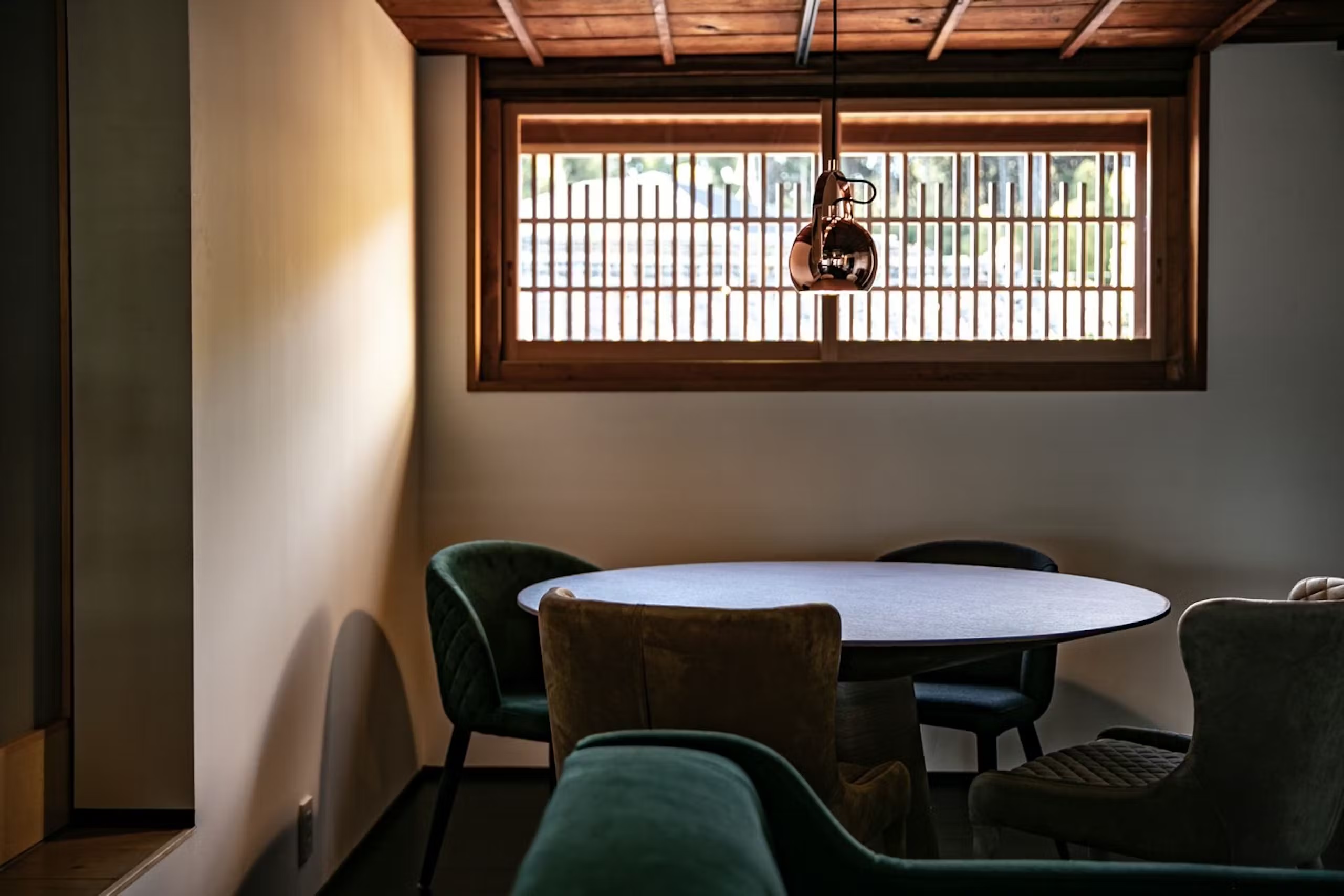 ペットと泊まれるフレンチレストラン「オーベルジュ カラ 宗像 by ritomaru」50,000円分宿泊割引券【株式会社りとまる】_HA1618