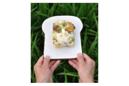 食パンの皿【716】_KA0396