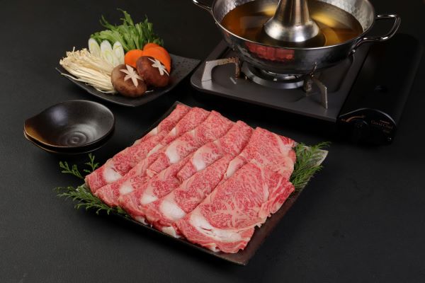 【A5ランク】黒毛和牛 (博多和牛) ロース しゃぶしゃぶ・すき焼き用 600g (300g×2パック)【伊豆丸商店】_HA0180