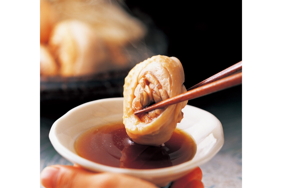 博多華味鳥 水たき・もつ鍋セット【トリゼンフーズ株式会社】_HA1948