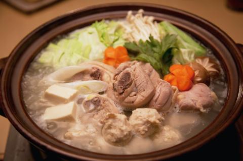 むなかた鶏の水炊きセット（骨付きももなし）【道の駅むなかた】_KA0709