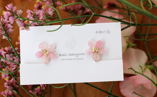 『ソメイヨシノ』桜のイヤリング(ピンク) アクセサリー