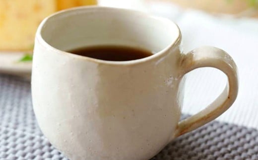 ほっこり優しいフォルムのコーヒーカップ 2個