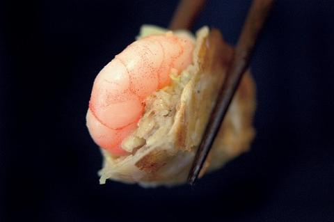 【山八】まるごとえび餃子＆自家製ラー油（15個入×6）[F4549]