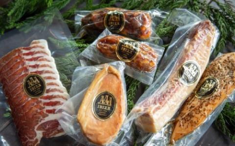 無添加スモーク＆熟成ハムセット ／ 熟成 サルチチョン サラミ チョリソ 生ハム スライス スモークポーク ハム スモークチキン スモークベーコン おつまみ