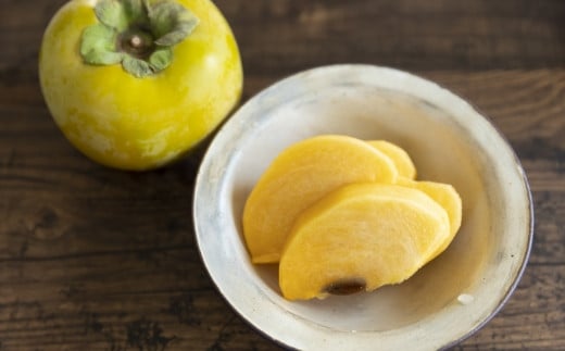 【先行予約】 三浦農園 太秋柿 7玉から9玉 （3Lから4L） 【2026年10月上旬から10月下旬 出荷予定】 柿 かき カキ 太秋 たいしゅう 完全甘柿 果物 くだもの フルーツ 果実 ジューシー お取り寄せ 福岡県 うきは市