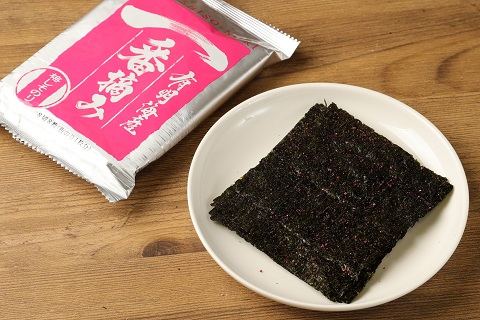 福岡有明海産 【漁師の奥さんたちが有明海で作った 5つの味が楽しめる 自慢の味付のり】 板のり1枚分(8切8枚)×30袋 [M405] 海苔 ノリ ご飯 おつまみ おやつ おにぎり おにぎらず キンパ 手巻き 寿司 塩 国産