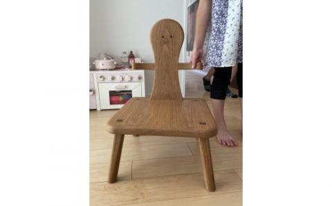 M339〈工房SHIMS〉キッズチェアー・ビー (座面350×350mm 座高200mm 背の高さ350ｍｍ）